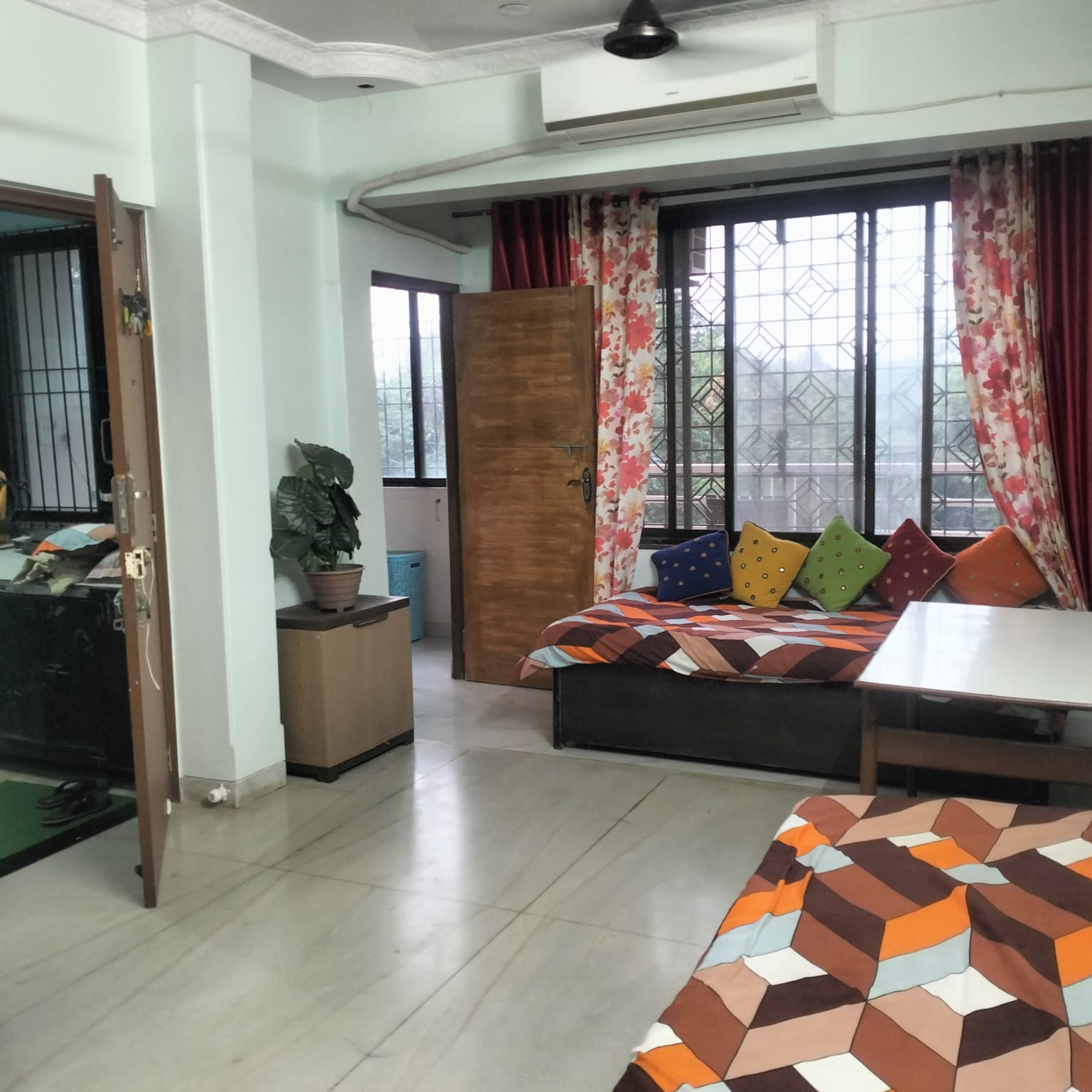 Cozy 2-Room Suite at Salona Guest House